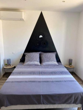 Chambre climatisé et piscine chauffée